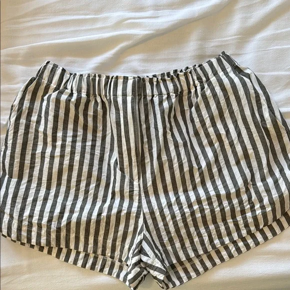 La Ligne Macaulay Striped Shorts - Picture 6 of 10